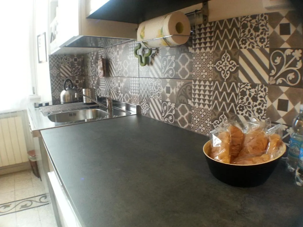 Lilium House Apts 로마 아파트